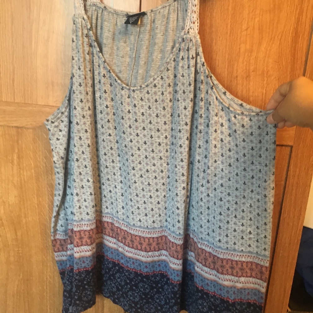 Flowy 4x tank top